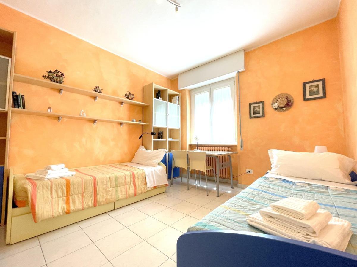 Accomodo Mib28 Bivano Navigli Milão Exterior foto