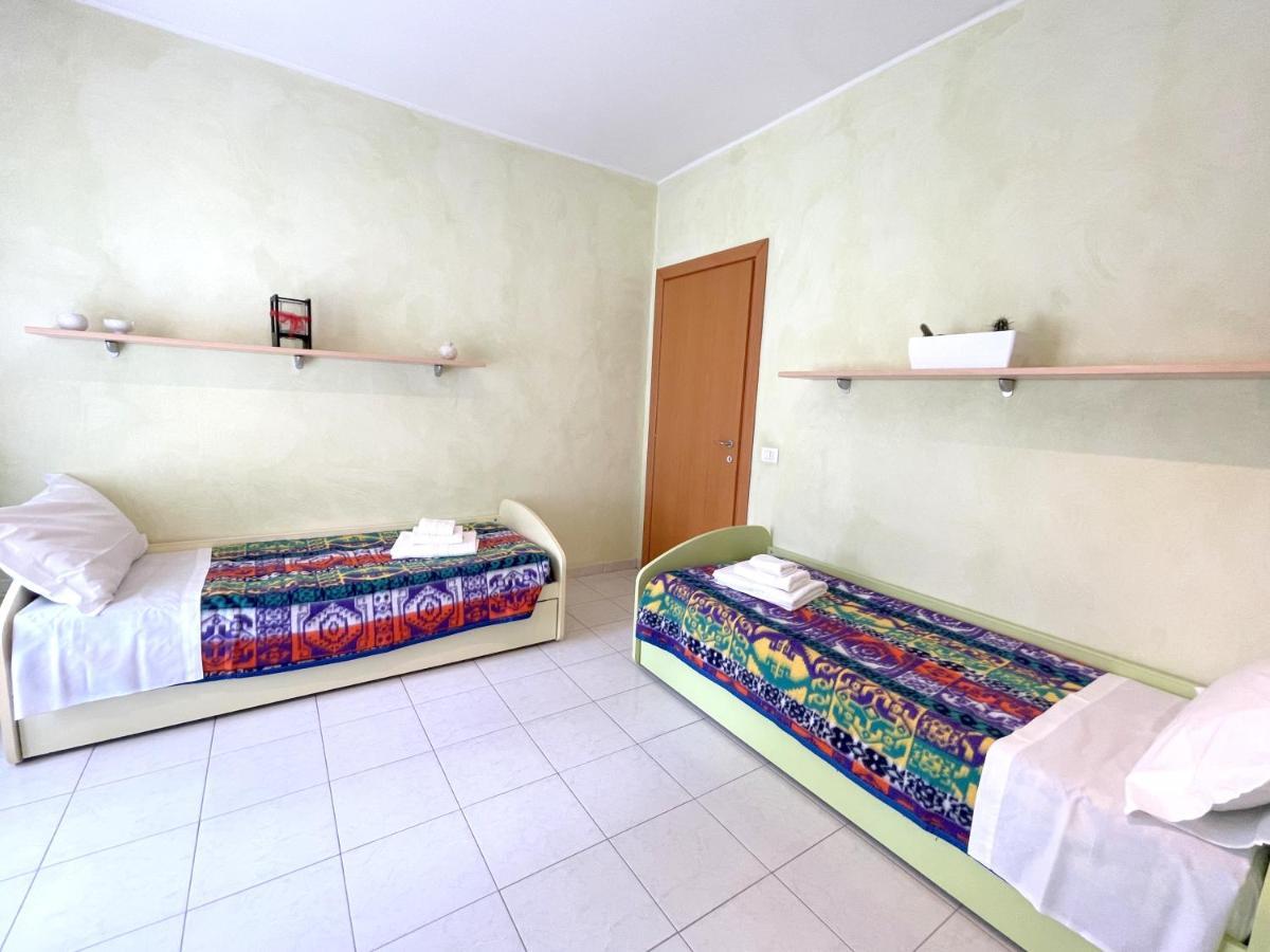 Accomodo Mib28 Bivano Navigli Milão Exterior foto
