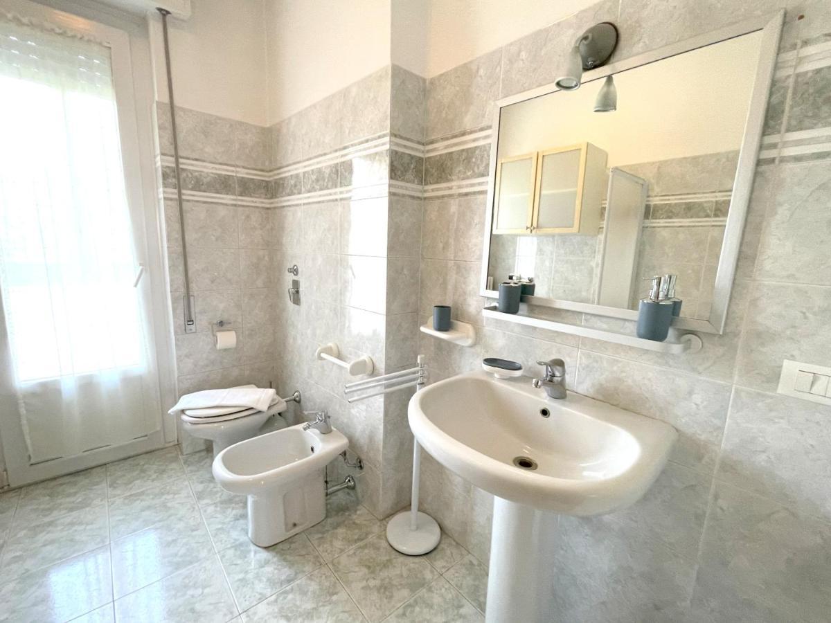 Accomodo Mib28 Bivano Navigli Milão Exterior foto